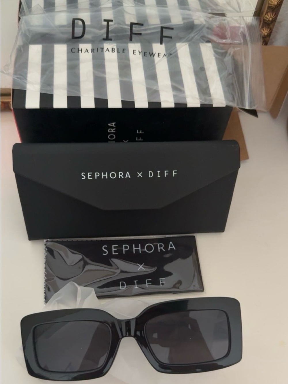 Diff Eyewear Black Rectangular Women’s Sunglasses